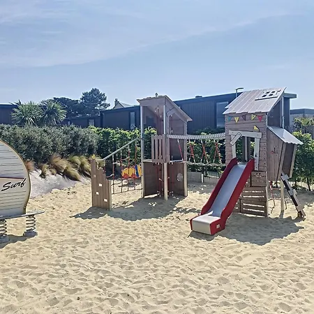 En Tiny House à Jullouville, Piscine Et Parking Inclus - Fr-1-361a-95 * Jullouville-les-Pins