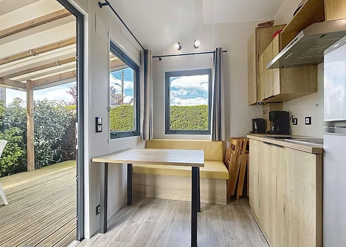 En Tiny House à Jullouville, Piscine Et Parking Inclus - Fr-1-361a-95 Hébergement de vacances